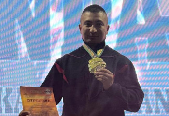 Рекорд страны в силовом состязании установил офицер Нацгвардии