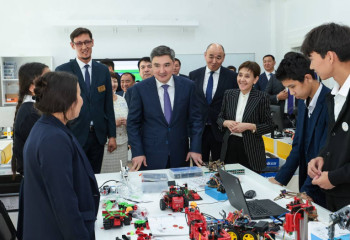 Премьер-министр посетил село Бадамша в Актюбинской области