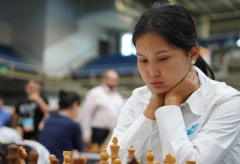Bibisara Assaubayeva beat French female chess player at Olympiad in Budapest