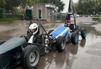 Өнертапқыш студенттер көліктің жаңа моделін жасап шығарды