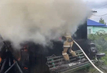 ШҚО-да тұрғын үй мен гараж өртенді