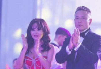 Баян Алагөзова күйеуінің туған күніне арнап кеш ұйымдастырды