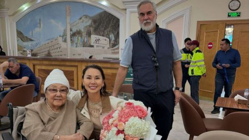  instagram.com/dinarasatzhan 