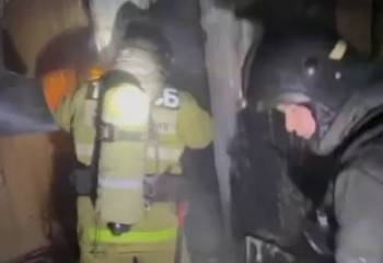 Вспыхнувший гараж тушили костанайские огнеборцы