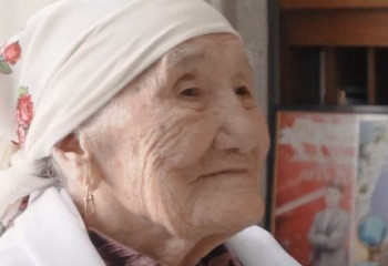 Семей әкімі 103 жастағы тұрғынды қала күнімен құттықтады