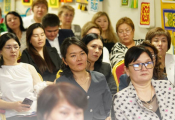 Қазақстанның барлық мектептерінде ата-аналар жиналысы өтеді