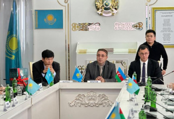 Астанада түркі әдебиетінің классигі Мұхаммед Физулидің кітабының тұсауы кесілді