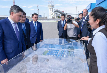 Олжас Бектенов Ақтау, Құрық теңіз порттарының дамуымен танысты