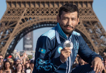 Серебряный призер Олимпиады Демеу Жадыраев признался, что сейчас все время готов уделять семье