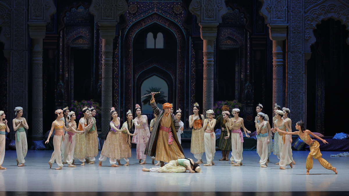  astanaopera.kz 