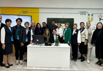 Мировые педагоги-исследователи поделились опытом со столичными учителями