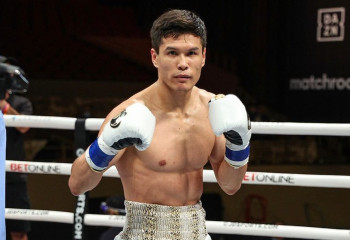 Данияр Елеусинов выиграл бой и стал претендентом на титул WBC Silver