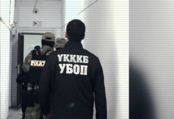 Елімізде бопсалаумен айналысқан қылмыстық топ өкілдері ұсталды