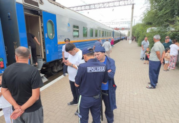 Пойыздарда 100-ден астам адам тәртіп бұзған