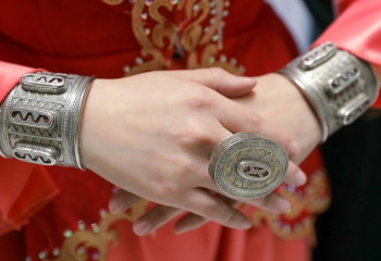 Қазақтың қандай әшекей бұйымдары бар?