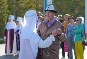 Концерт под открытым небом организовали в честь Международного дня пожилых в парке Астаны