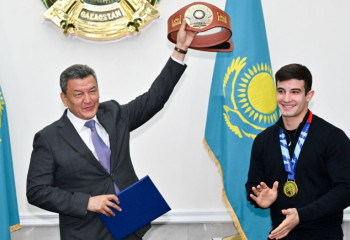 Североказахстанским спортсменам подарили квартиры