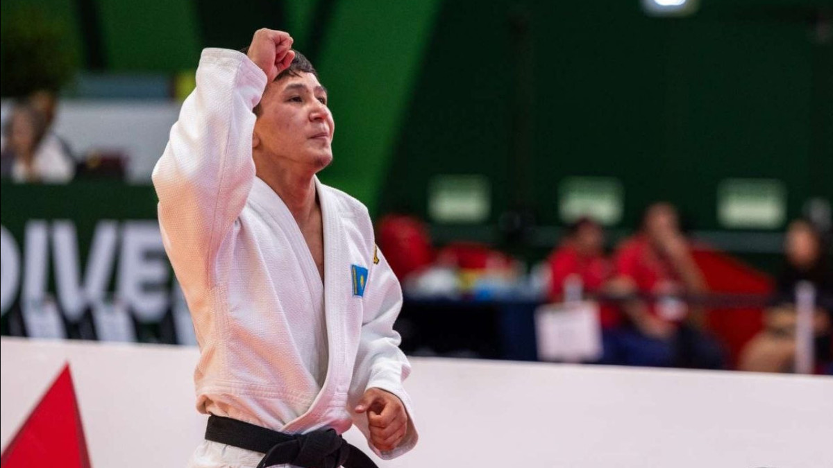  IJF 