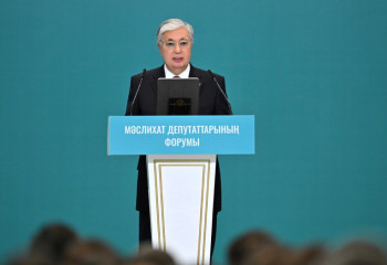 «Қуатты аймақтар – қуатты ел»: Тоқаев жергілікті биліктің ықпалын күшейтуді ұсынды