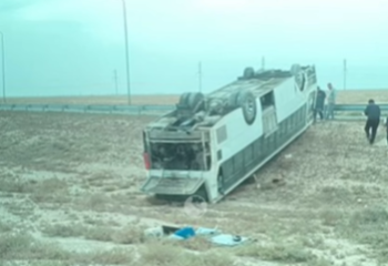 На трассе Актау – Жетыбай – Жанаозен перевернулся автобус