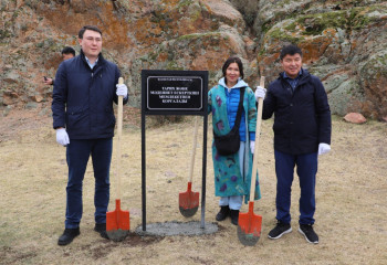 Эко-акция в урочище Кызылтас: уникальные петроглифы теперь под охраной государства