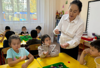 Тәрбиеші: Бүгінгі бала – ертеңгі елдің болашағы