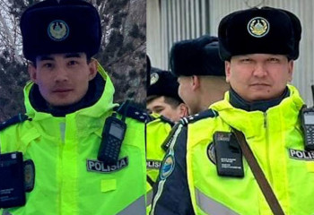 Көкшетауда полицейлер жанып жатқан пәтерден тұрғындарды эвакуациялады