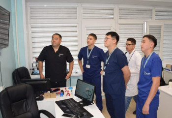 Операции по имплантации девайсов на сердце проводят врачи ВКО в рамках ОСМС