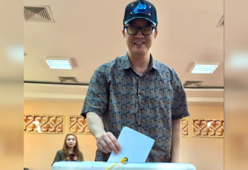 «Участие в референдуме – возможность выразить свое мнение»: певец Айкын проголосовал на референдуме в Алматы