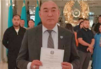 Дәулеткерей Кәпұлы республикалық референдумда дауыс берді