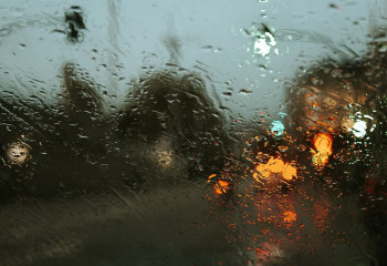 Алдағы күндері жел күшейіп, қатты жаңбыр жауады