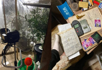 Қостанайда ер адам өз үйін есірткі зертханасына айналдырған