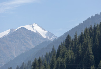 Туристический потенциал Алматинской области под угрозой из-за плохих дорог - депутат Жоргенбаев