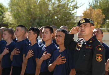 300 призывников в пограничную службу направила Туркестанская область