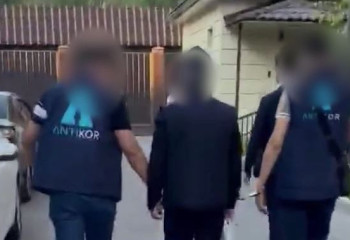 Іле ауданы әкімінің ұсталған сәтінің видеосы тарады