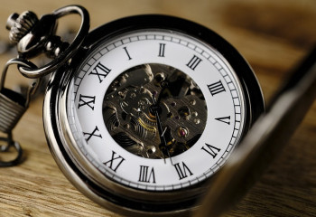 «Уақытты кері қайтару» петициясы бойынша сот шешім шығарды