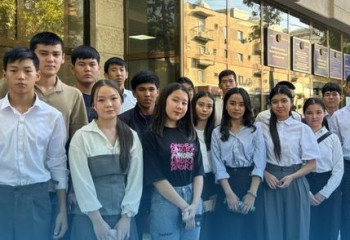 Шымкентте лицей оқушылары ашық сот отырысына қатысты