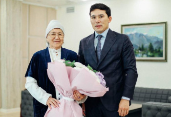 Министр туризма и спорта встретился с матерями выдающихся казахстанских чемпионов