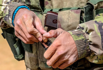 Әскерде тағы бір сарбаз өзін-өзі атып тастады