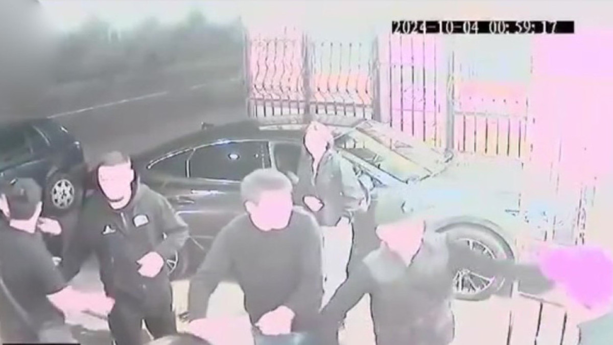  видеодан алынған кадр 