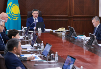 Olzhas Bektenov on 4% of GDP: Economic growth is ensured by non-oil sector development