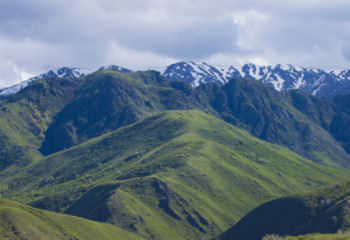 Gennady Golovkin holds meeting with President of Kazakh Mountaineering and Sport Climbing Federation