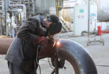 Отгрузка ГСМ с АНПЗ во время планово-предупредительных работ продолжается по графику - КазМунайГаз