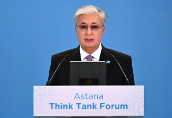 «Келіссөз арқылы келісімге келу - стратегиялық көрегендік». Тоқаев  Ресей-Украина мәселесіне пікір білдірді