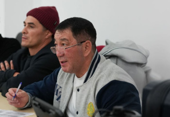 Геннадий Головкин қазақстандық боксшыларды дайындауға шетелдік маманды шақырды
