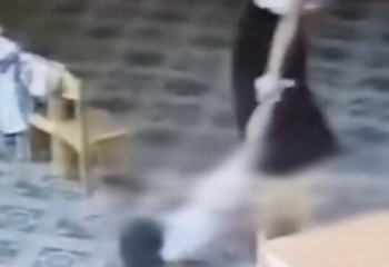 Шымкентте баланы ұрып-соққан тәрбиеші жазадан құтылып кетті