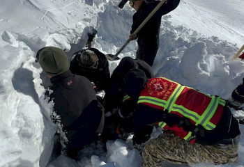 Қырғызстанда қар көшкінінен соң алты адамның денесі табылды