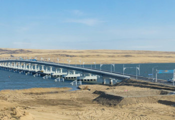 По поручению Президента на Бухтарминском водохранилище открыли самый длинный мост в стране