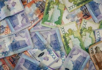 Ел азаматтары Республика күніне орай біржолғы төлемдер алады