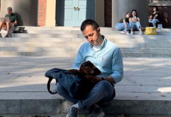 Гарвардқа оқуға түскен қазақстандық Мишель Обама тұрған жатақхананы көрсетті